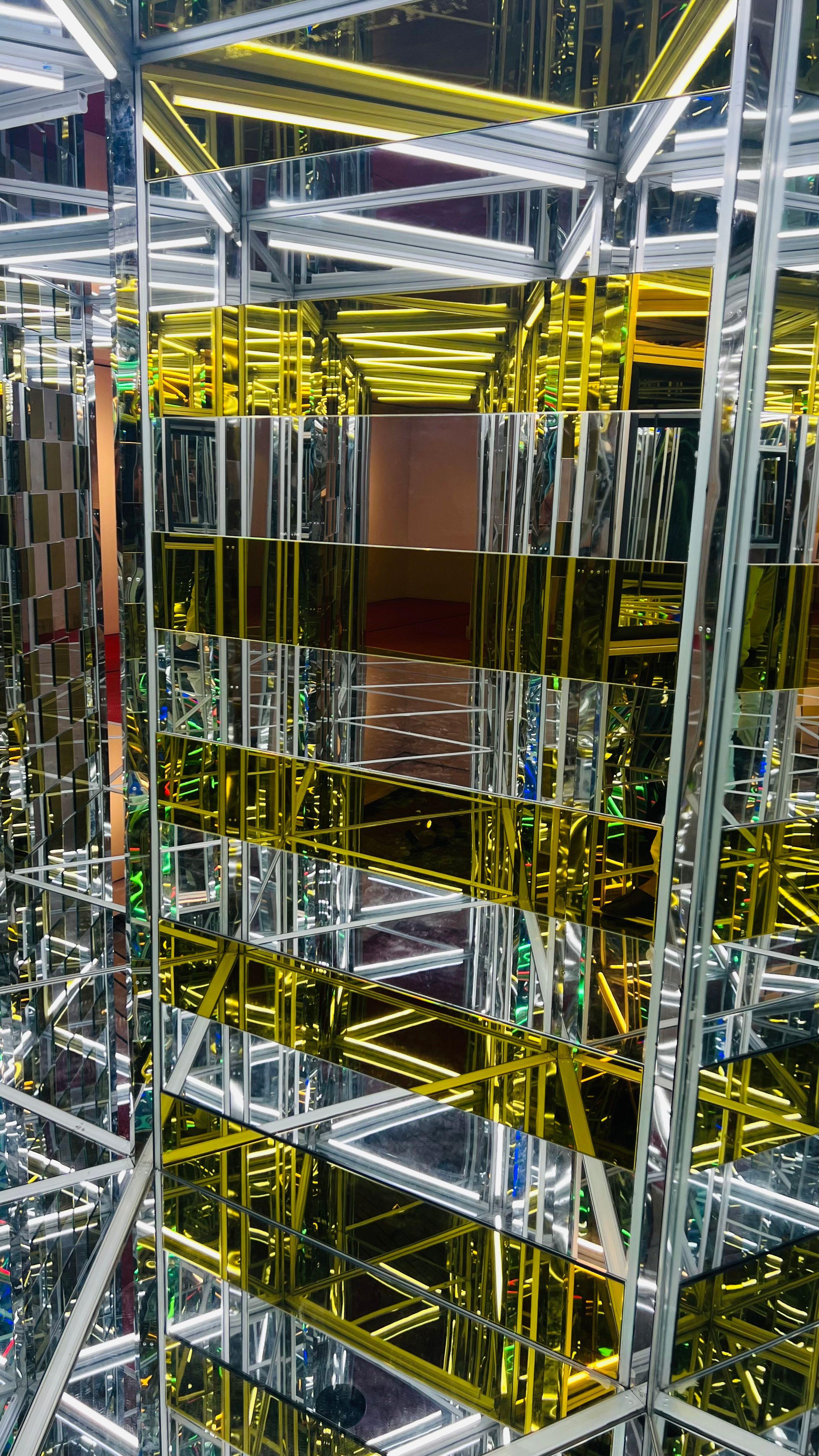 Explore Various Checkpoints inside the Maze and find out the Golden Mirrors!
